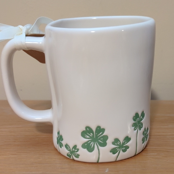 Rae Dunn 'Oh So Lucky' mug brand new - Picture 4 of 11